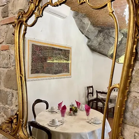 לינה וארוחת בוקר Casale Le Masse 4*